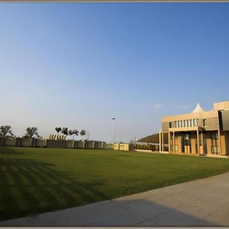 The Celestial Park, Bhopal Hotell Exteriör bild
