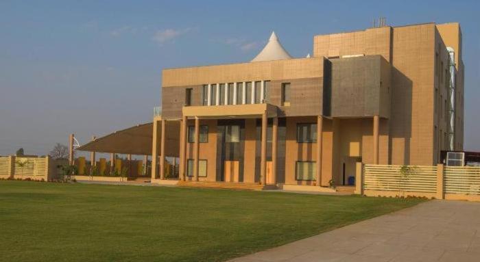 The Celestial Park, Bhopal Hotell Exteriör bild